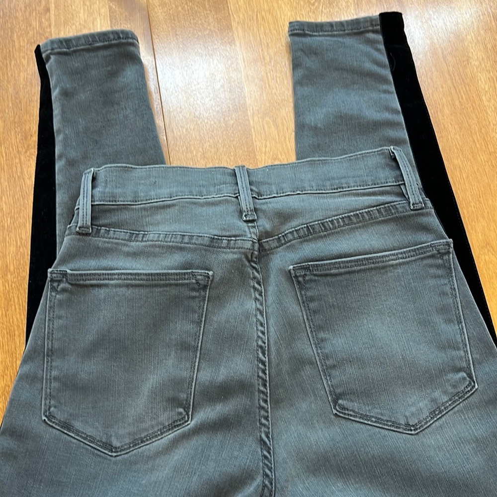 7. Frame Gray Le High Skinny Size 25 Black Velvet Tuxedo Stripe